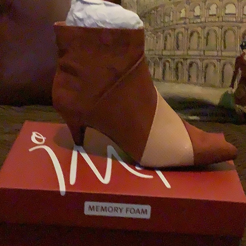 Brand New Cute, Comfy & Stylish Boots